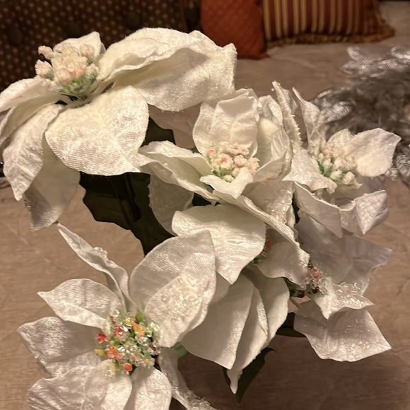 White Poinsettia Bundle, Christmas Decor - Picture 5 of 7
